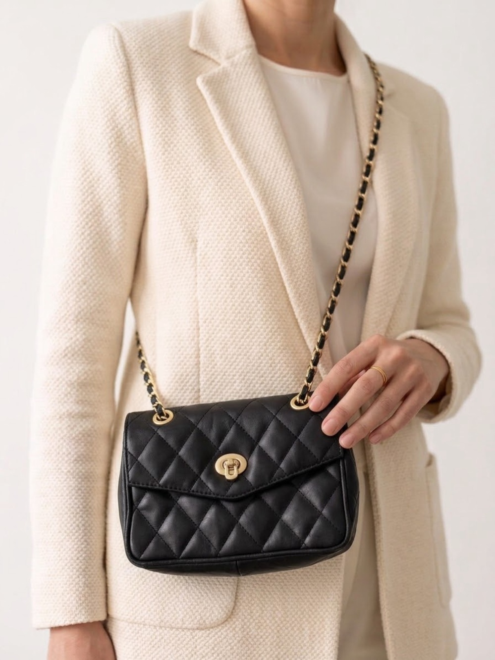Vintage 90s Lara Paul Black Leather Quilted Flap Crossbody Gold Chain Bag